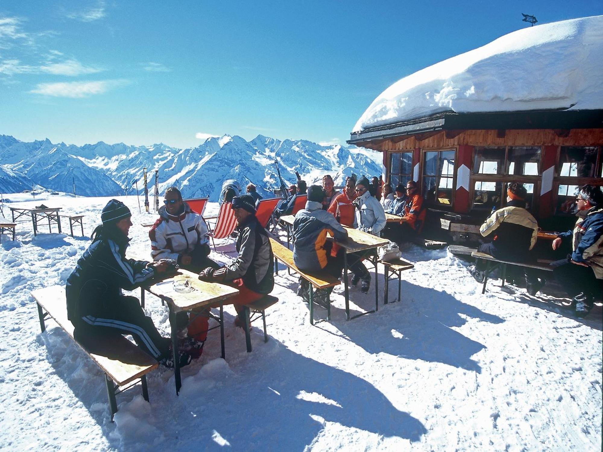 Cozy Apartment In Aschau Im Zillertal Near Ski Lift Eksteriør bilde