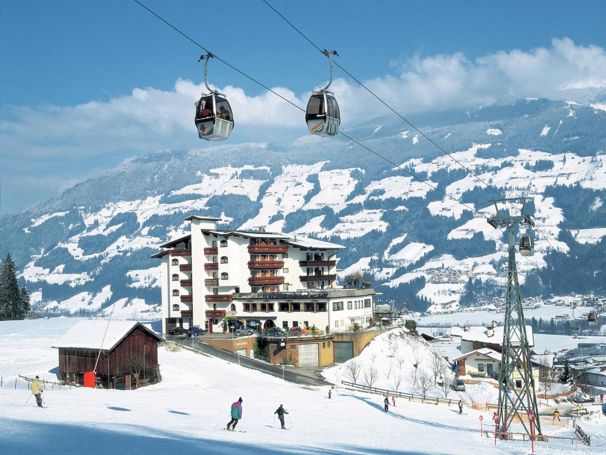 Cozy Apartment In Aschau Im Zillertal Near Ski Lift Eksteriør bilde