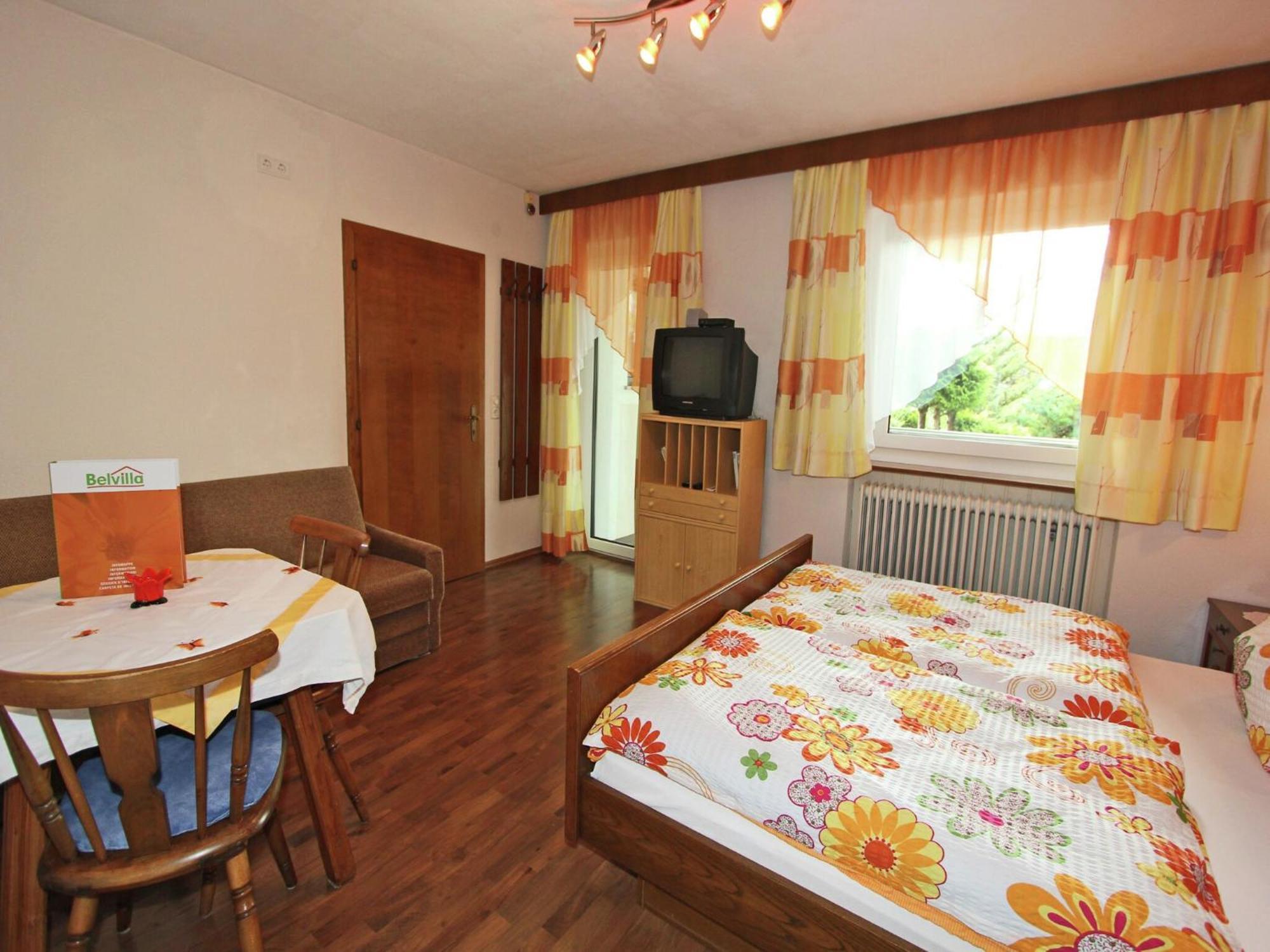 Cozy Apartment In Aschau Im Zillertal Near Ski Lift Eksteriør bilde
